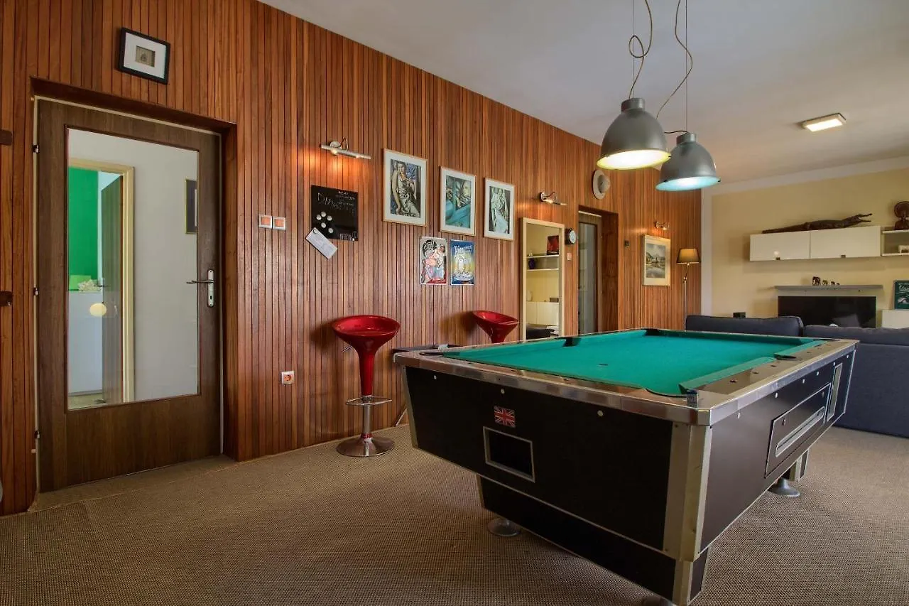 Lovely Holiday Home Pjacal II With Pool In Póla 0*,  Horvátország